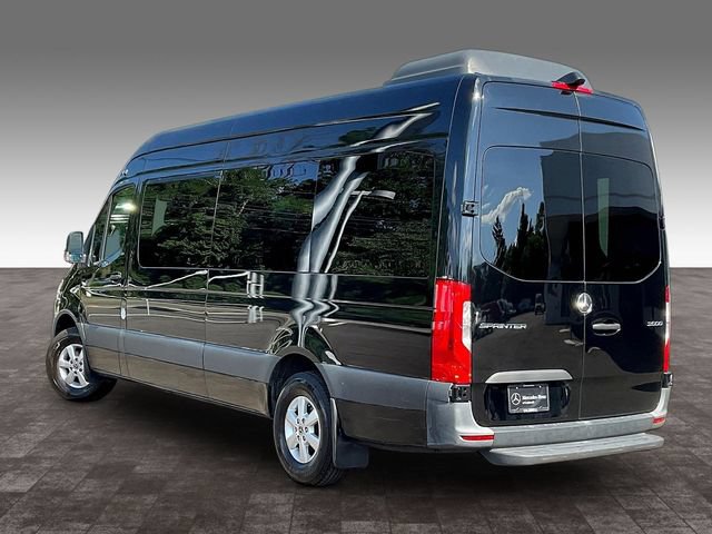 Used 2023 Mercedes-Benz Sprinter 2500 image 4