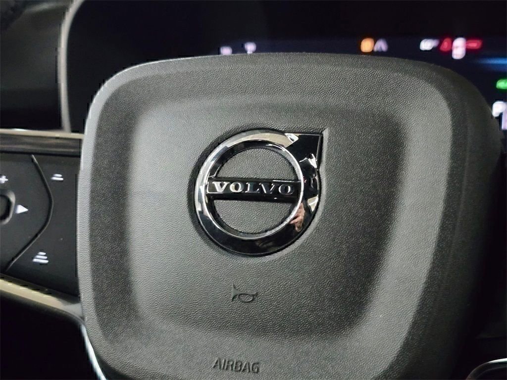 Certified 2024 Volvo XC40 Recharge Core w/ Protection Package Premier image 30