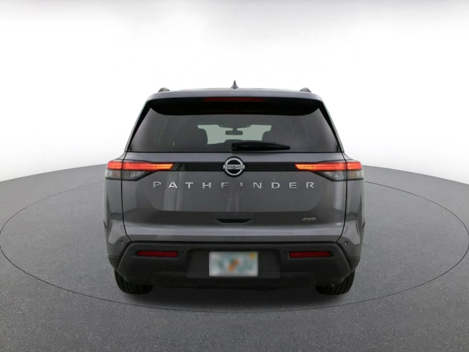 Used 2025 Nissan Pathfinder SV AWD/4WD image 12