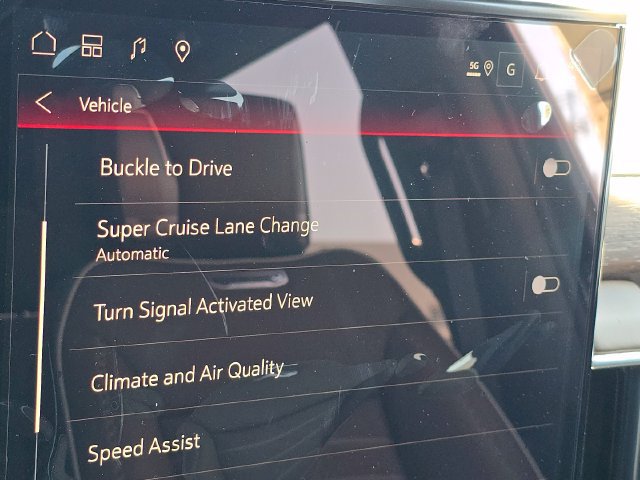 New 2026 GMC Yukon Denali Ultimate w/ LPO, Illumination Package AWD/4WD image 8