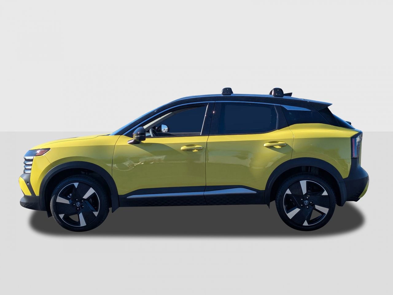 New 2026 Nissan Kicks SR w/ SR Premium Package image 2