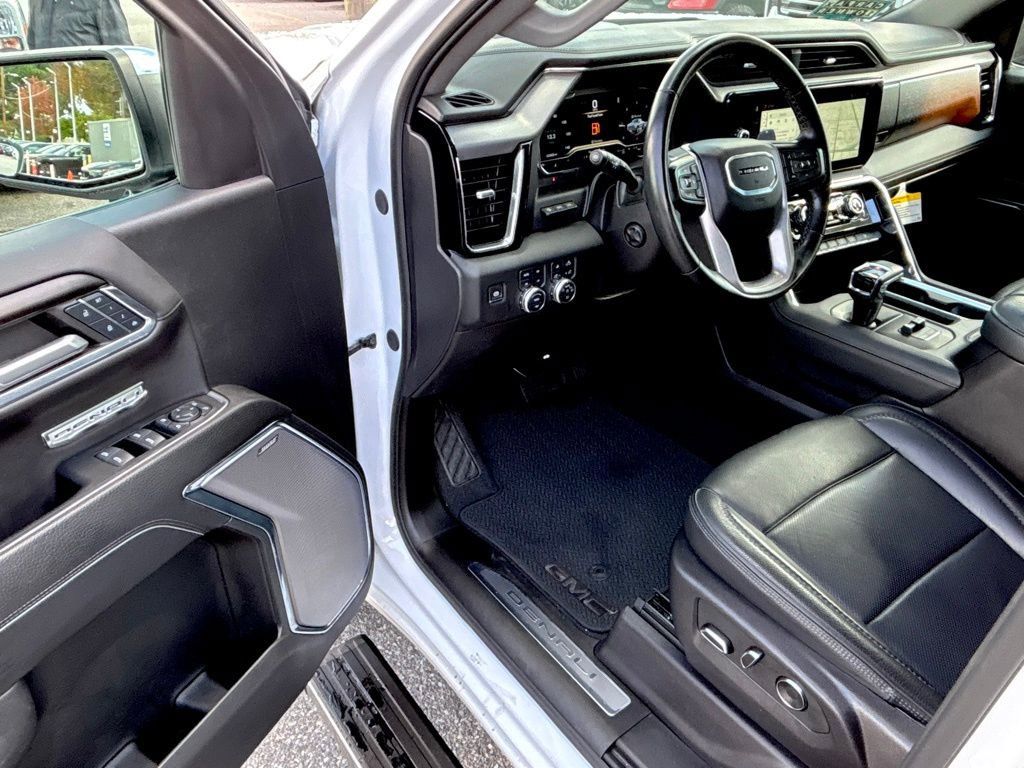 Used 2024 GMC Sierra 1500 Denali w/ Denali Reserve Package image 15