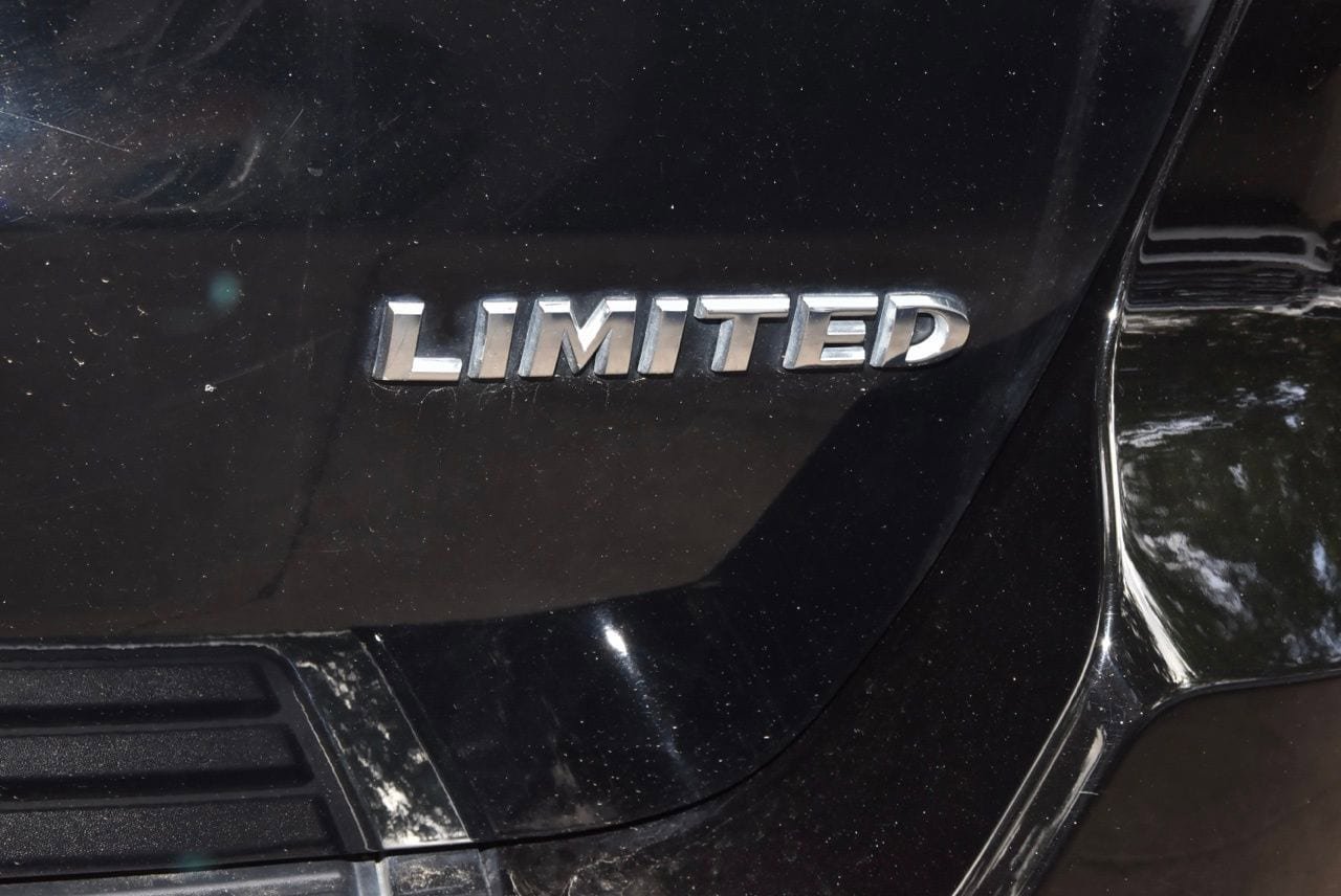 Used 2022 Jeep Grand Cherokee Limited image 41