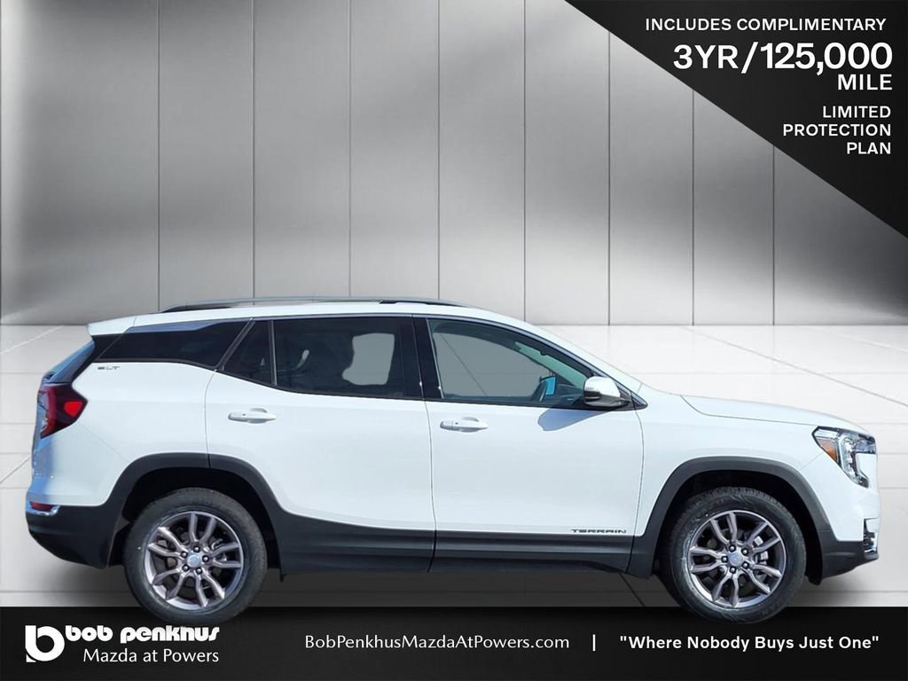 Used 2024 GMC Terrain SLT image 24