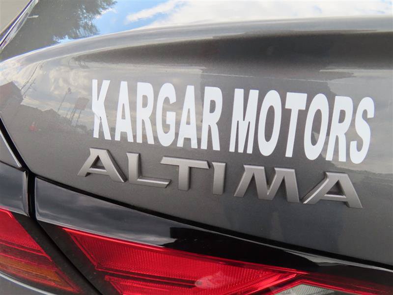 Used 2024 Nissan Altima 2.5 SR FWD image 13