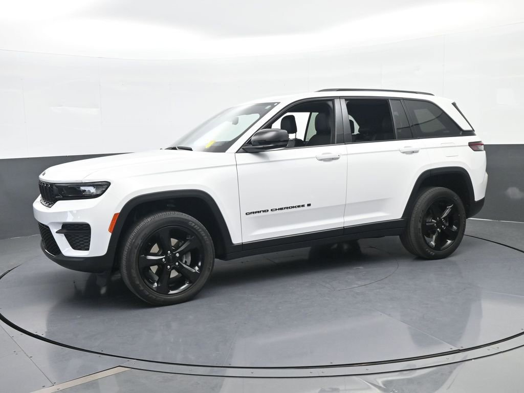 Used 2023 Jeep Grand Cherokee Altitude RWD video 2