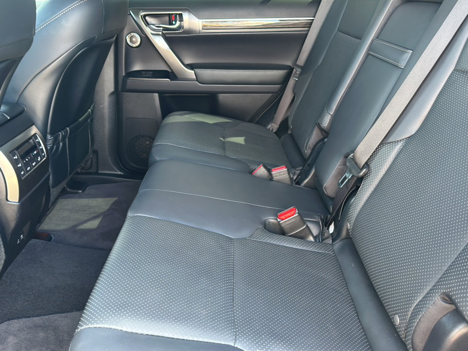 Used 2023 Lexus GX 460 Luxury w/ Accessory Package image 19