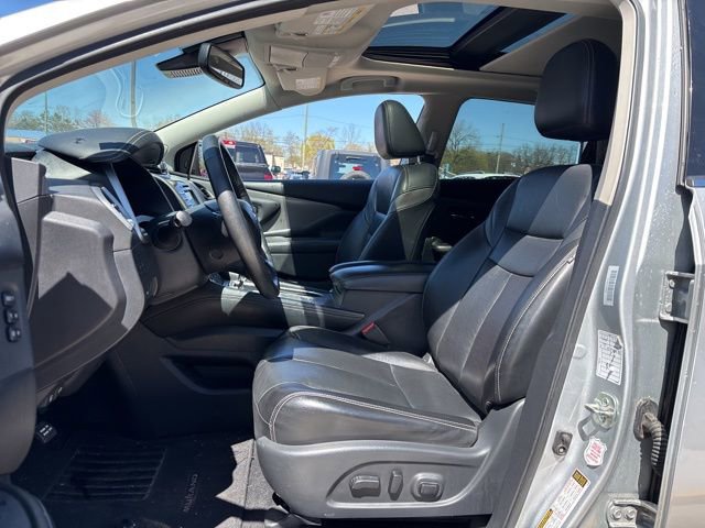 Used 2020 Nissan Murano SL w/ Moonroof Package AWD/4WD image 14