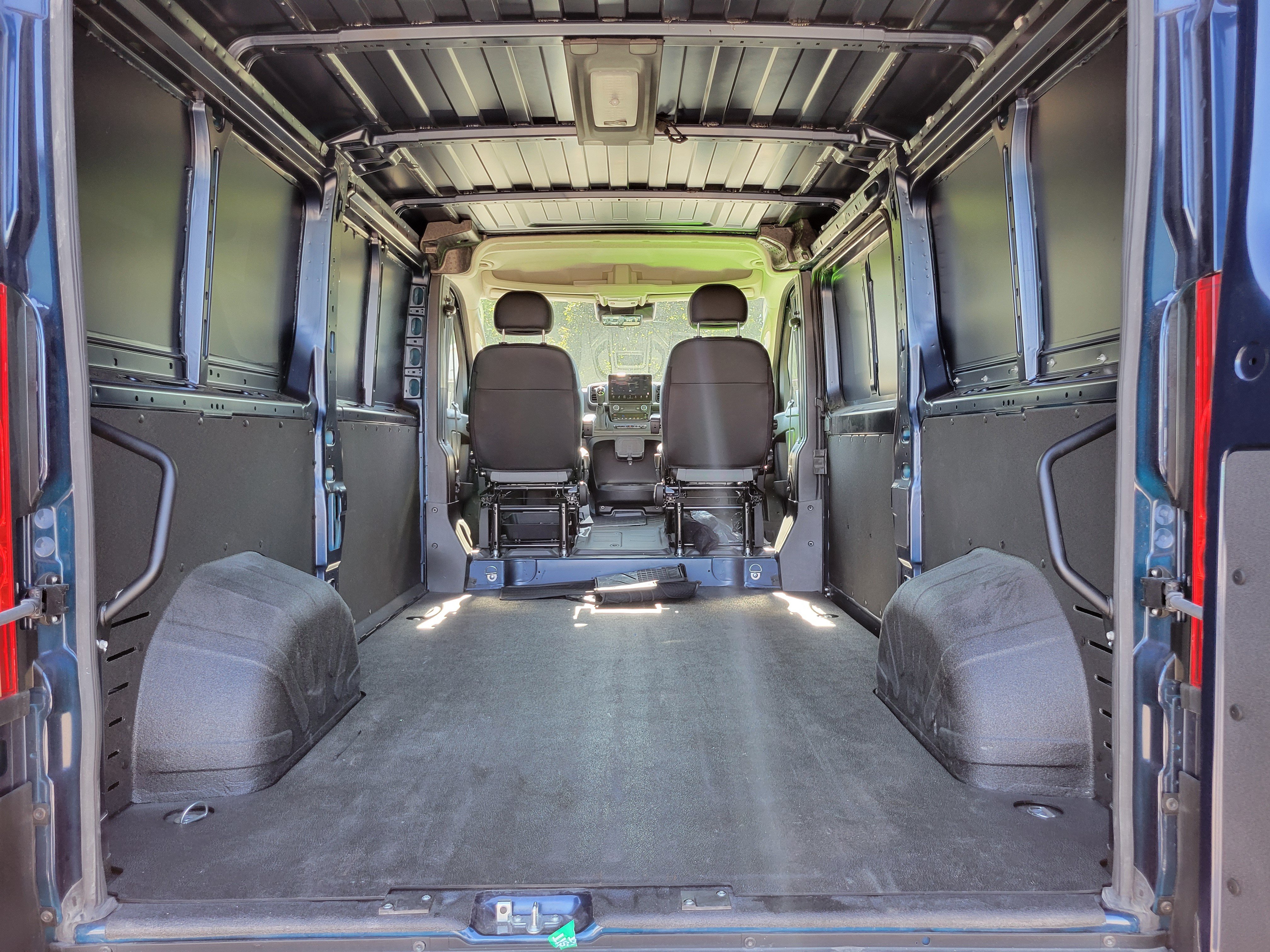 Used 2025 RAM ProMaster 1500 w/ Quick Order Package 22H SLT+ FWD image 18