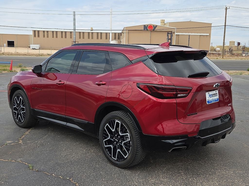 Used 2023 Chevrolet Blazer RS FWD image 3