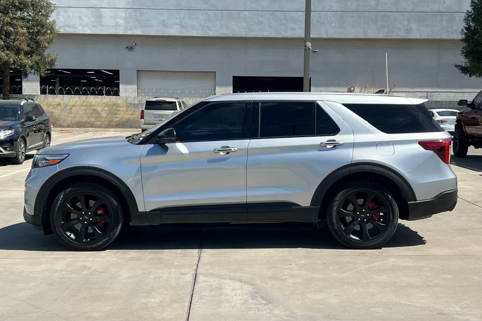 Used 2021 Ford Explorer ST w/ Equipment Group 401A AWD/4WD image 6