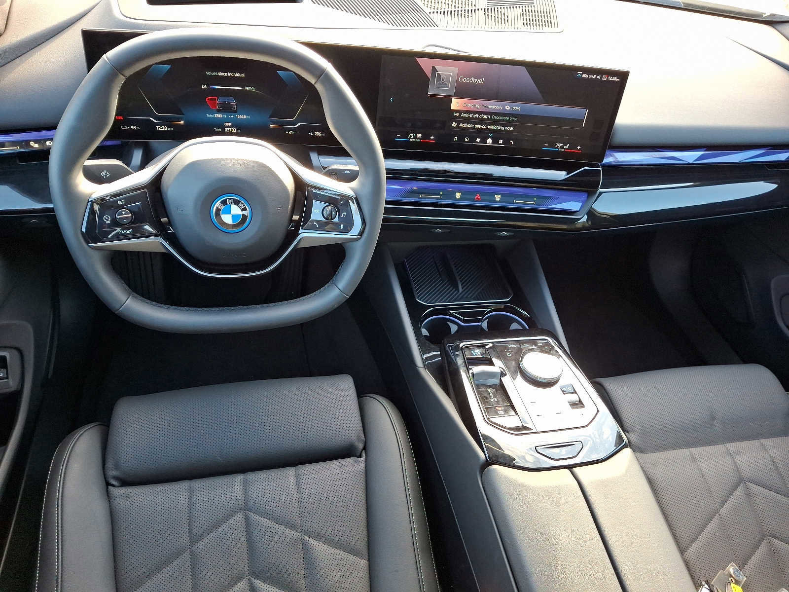 Used 2024 BMW i5 eDrive40i w/ Premium Package image 11