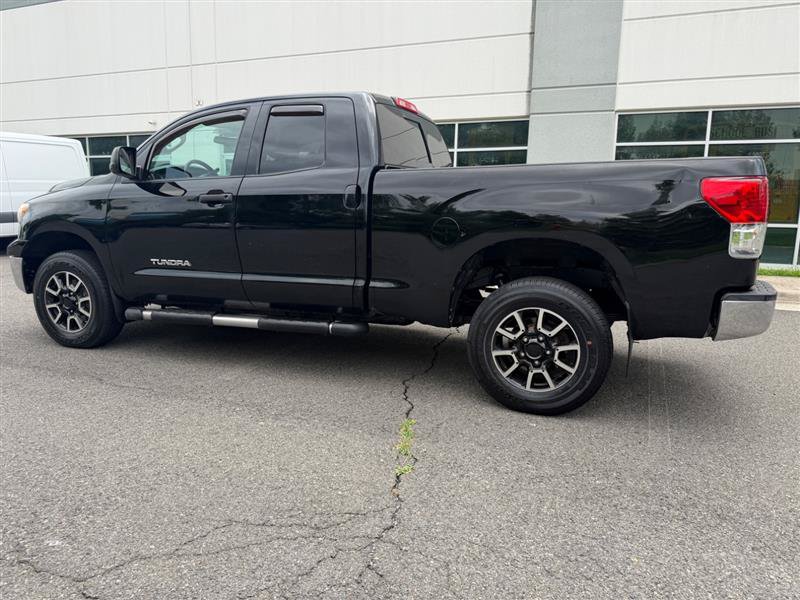 Used 2012 Toyota Tundra 4x4 Double Cab w/ Tow Pkg image 7