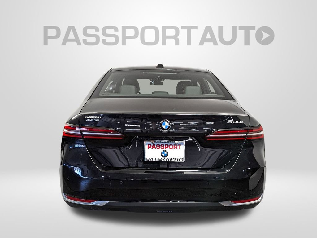 New 2026 BMW 530i xDrive w/ Premium Package image 5