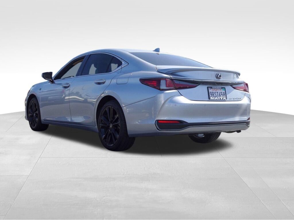 Used 2023 Lexus ES 250 w/ Accessory Package (Z2) image 6