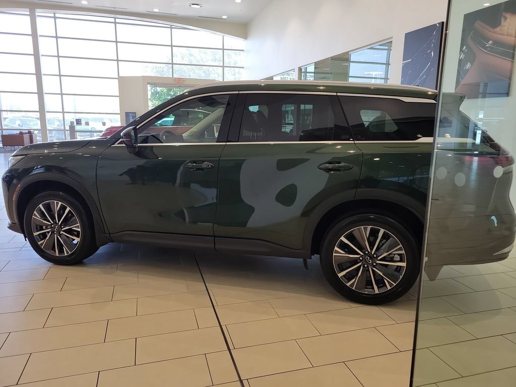 New 2027 INFINITI QX60 Luxe w/ Cargo Package AWD/4WD image 2