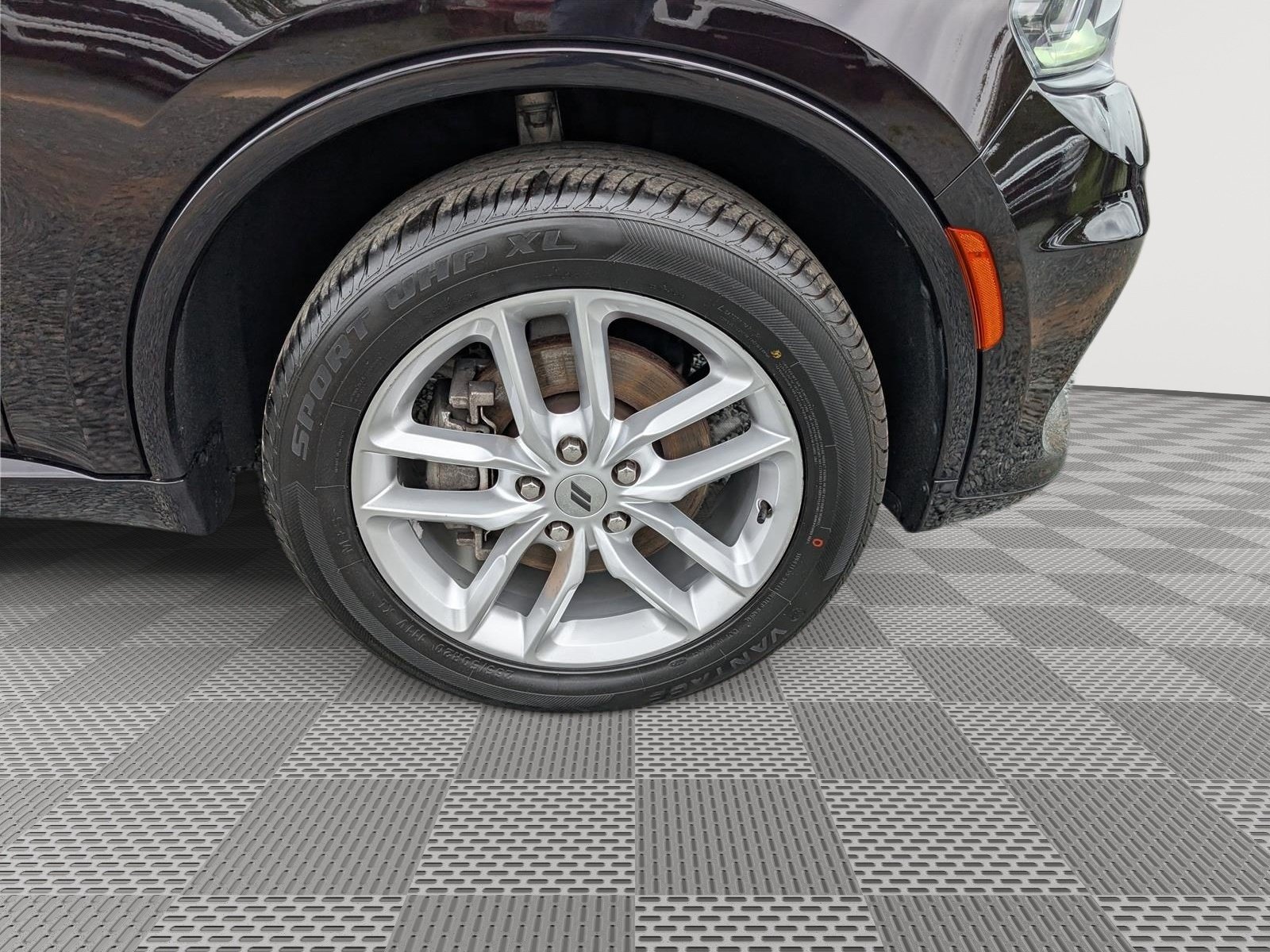 Used 2024 Dodge Durango GT AWD/4WD image 9