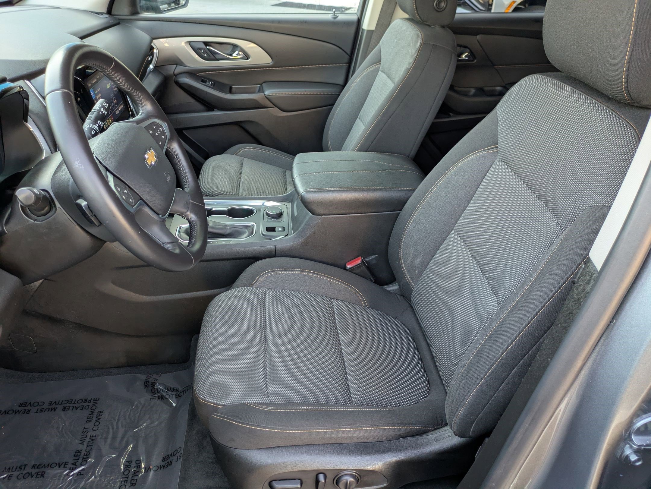 Used 2021 Chevrolet Traverse LT FWD image 21