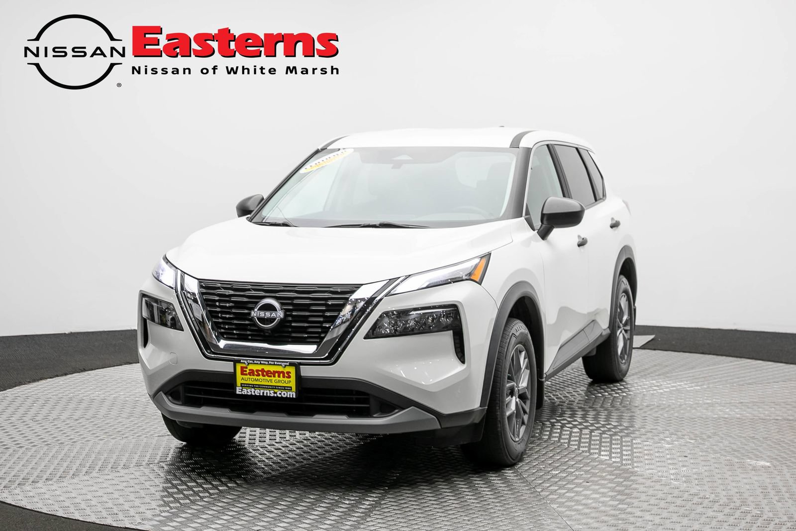 Used 2023 Nissan Rogue S FWD video 1