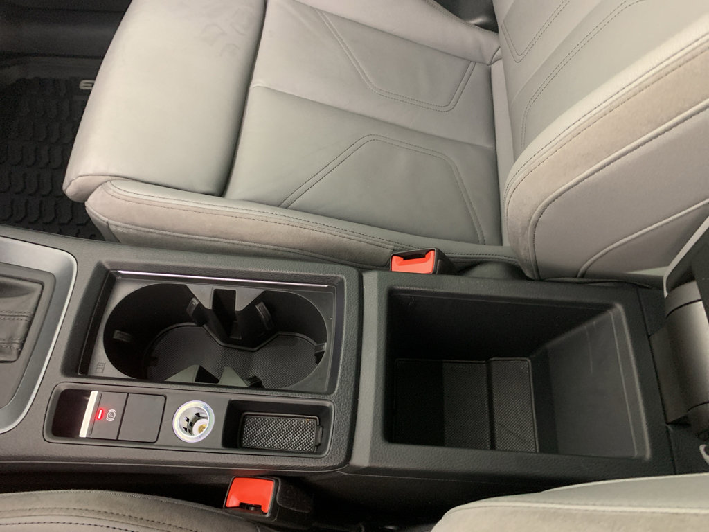 Used 2020 Audi Q3 2.0T Premium Plus AWD/4WD image 29