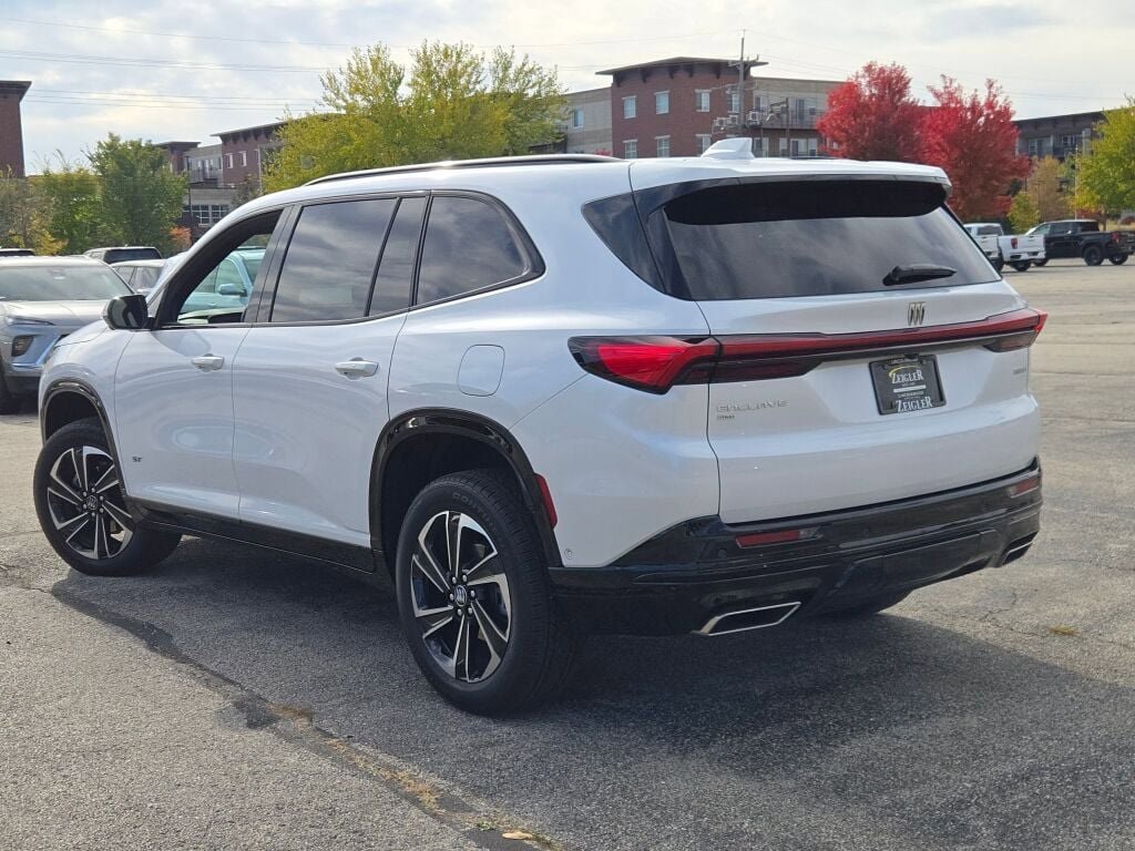 New 2025 Buick Enclave Sport Touring w/ Super Cruise Package image 17