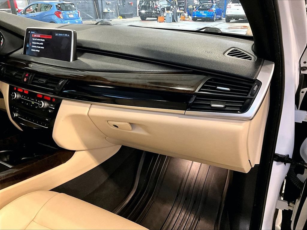 Used 2018 BMW X5 xDrive35i AWD/4WD image 13