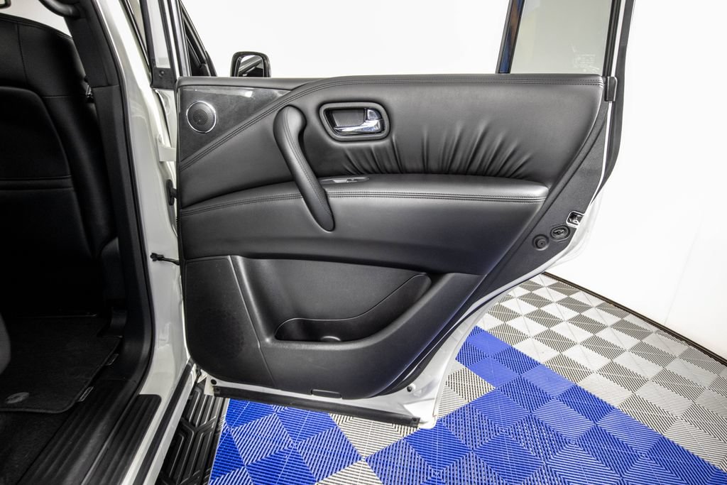 Used 2023 Nissan Armada SL w/ Midnight Edition Package RWD image 18