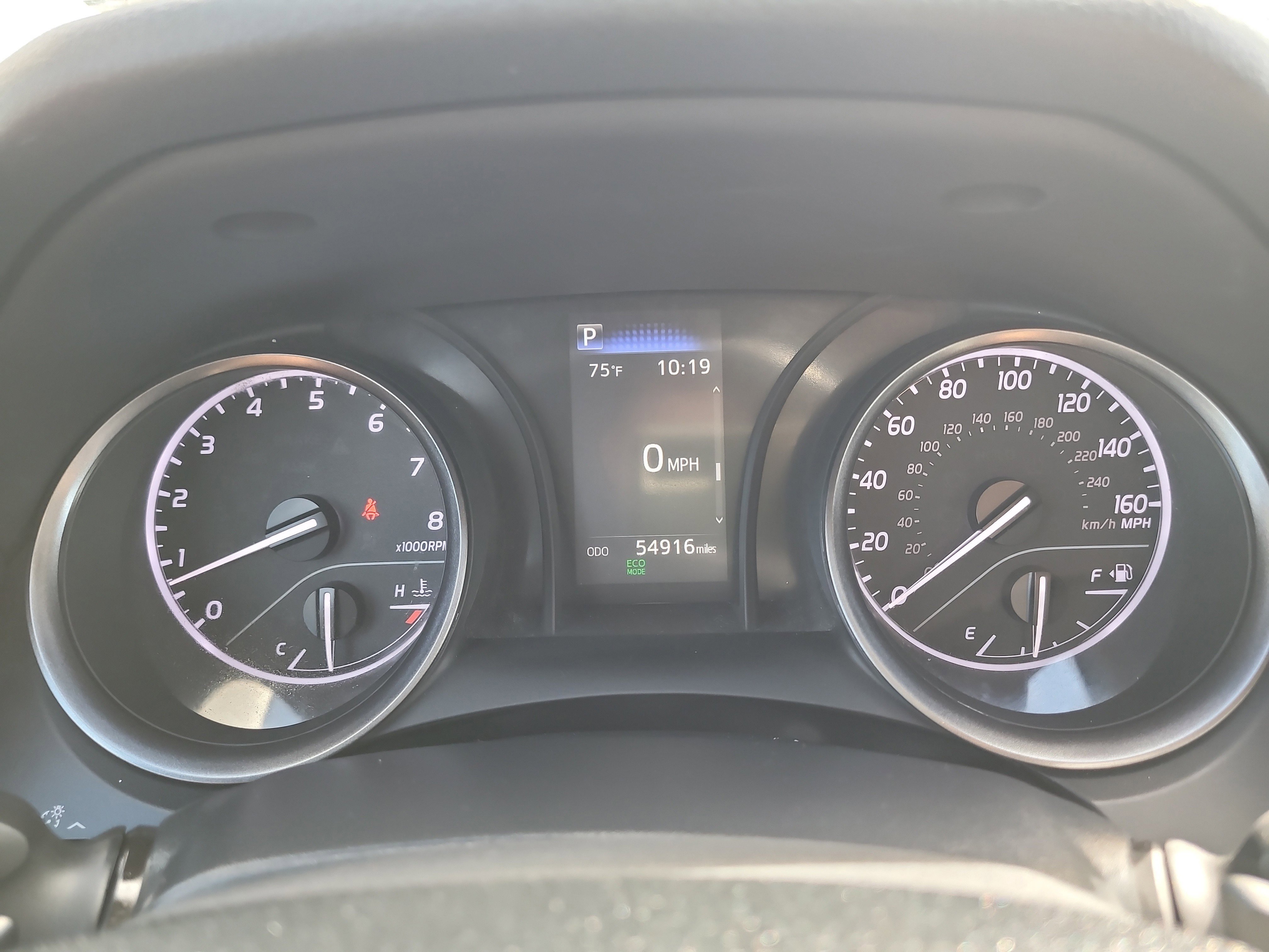 Used 2024 Toyota Camry SE image 30