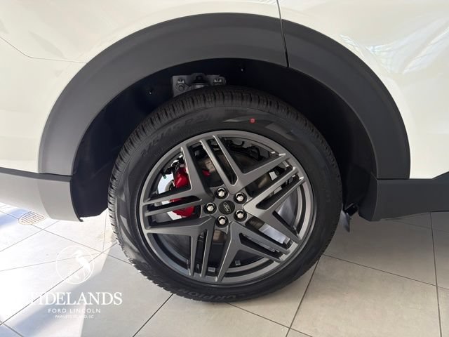 New 2026 Ford Explorer ST-Line w/ ST-Line Street Pack RWD image 31