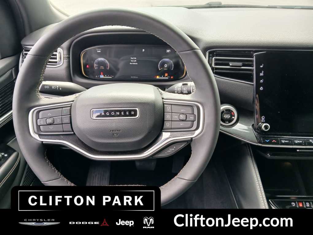 Used 2022 Jeep Wagoneer Series I w/ Convenience Group I AWD/4WD image 20
