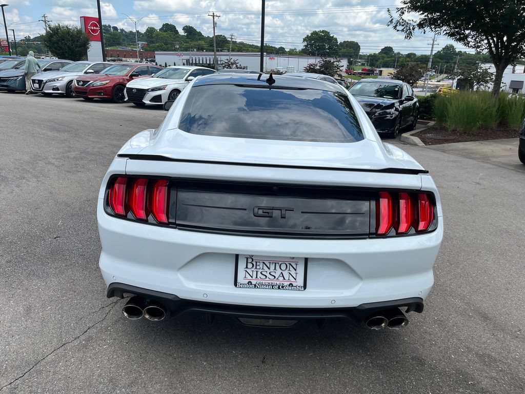 Used 2022 Ford Mustang GT Premium w/ Black Accent Package RWD image 5