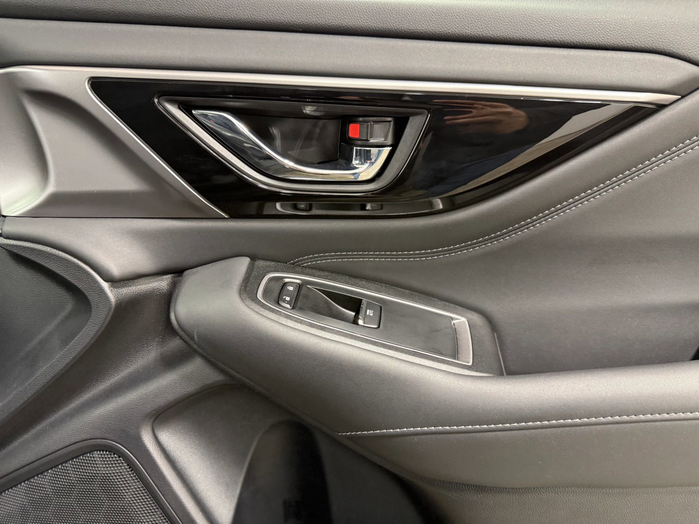 Used 2022 Subaru Outback Limited XT image 26
