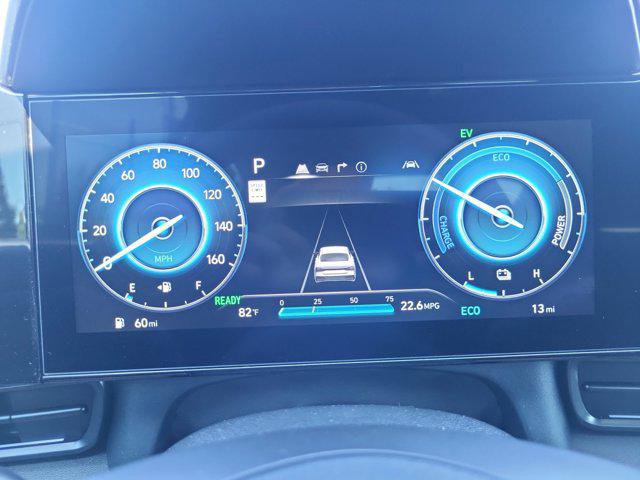 New 2025 Hyundai Elantra SEL FWD image 10