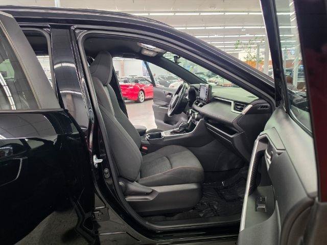 Used 2022 Toyota RAV4 SE AWD/4WD image 10