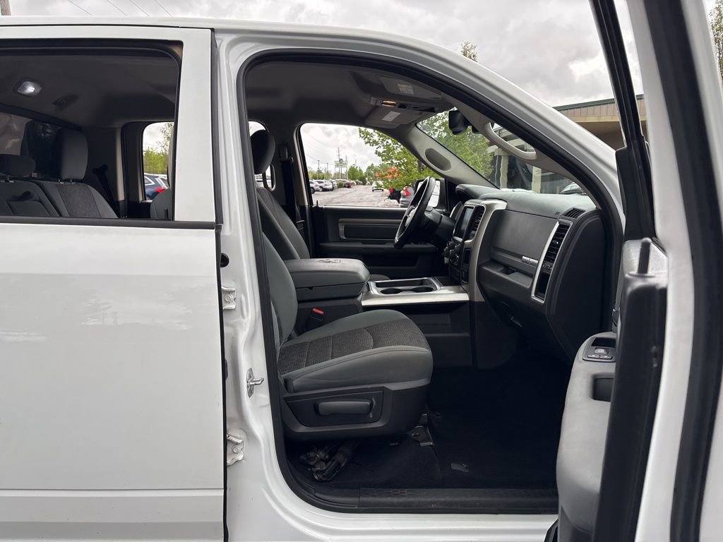 Used 2016 RAM 1500 Lone Star AWD/4WD image 39