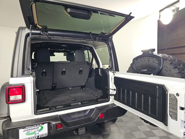 Used 2024 Jeep Wrangler Unlimited Sport image 19