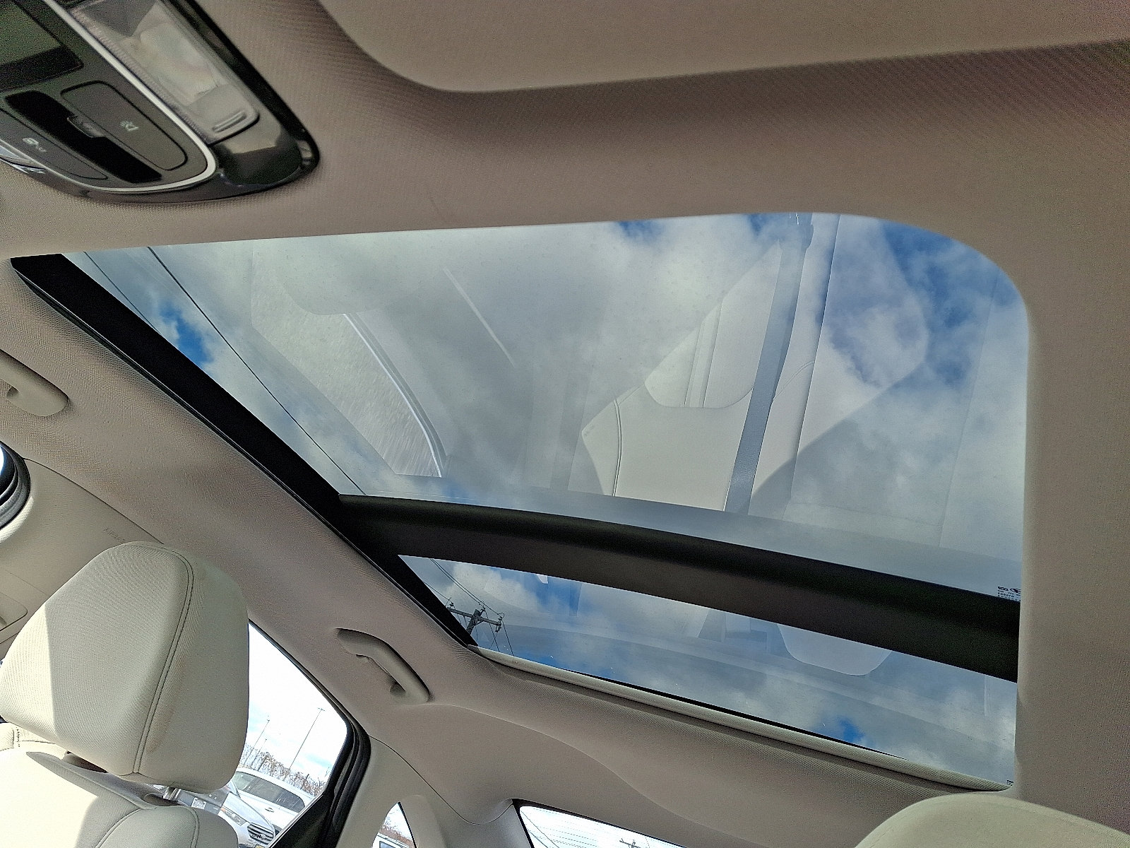 Certified 2022 Hyundai Sonata SEL w/ Convenience Package image 13