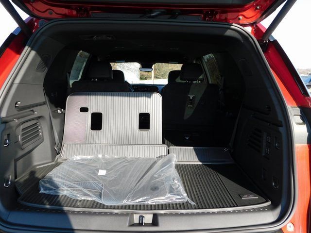 New 2026 Chevrolet Traverse RS w/ LPO, Floor Liner Package image 27