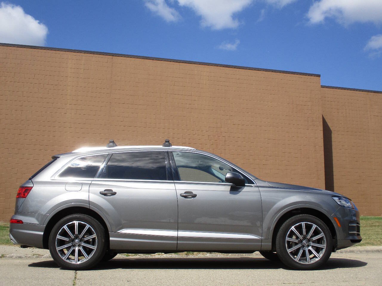 Used 2017 Audi Q7 3.0T Prestige AWD/4WD image 50