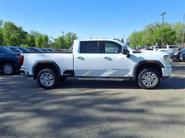 Used 2020 GMC Sierra 3500 Denali w/ Technology Package image 2