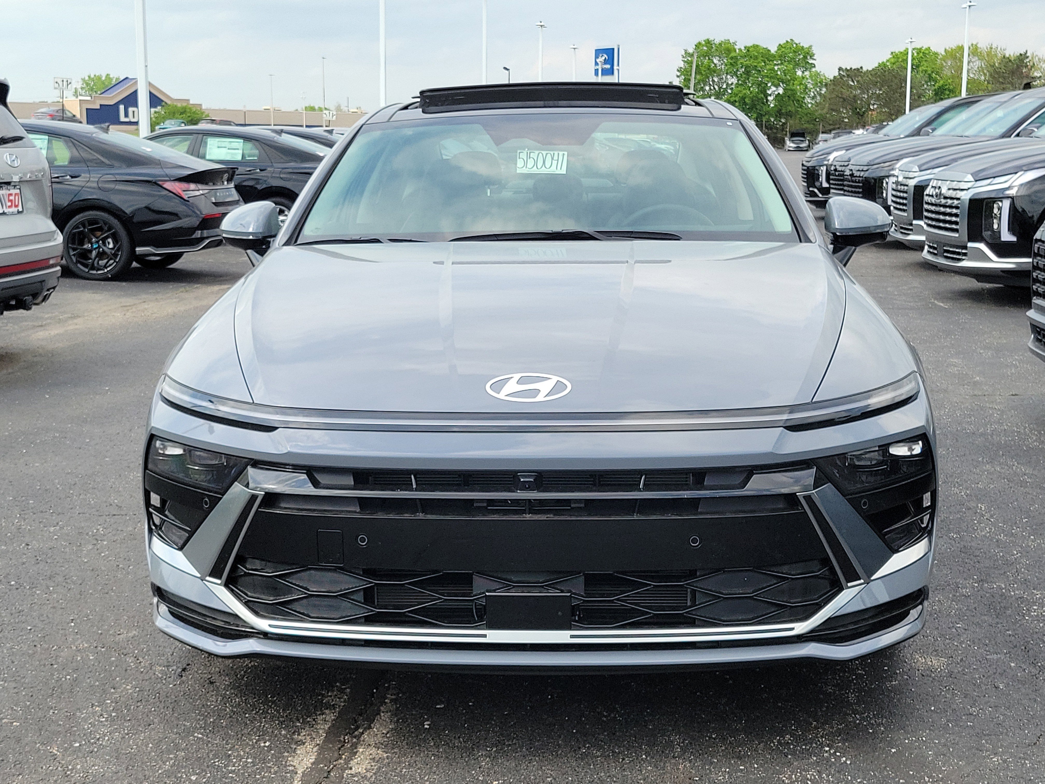 New 2025 Hyundai Sonata Limited image 2