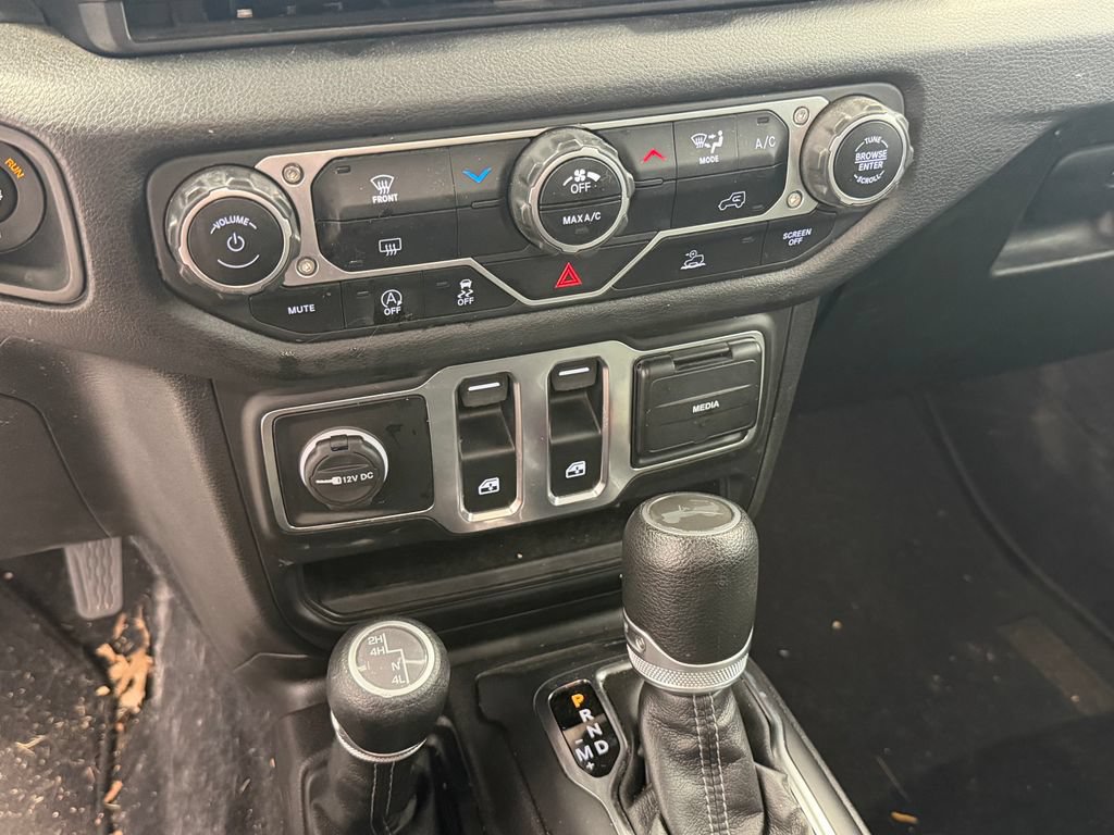 Used 2024 Jeep Wrangler Sport AWD/4WD image 20