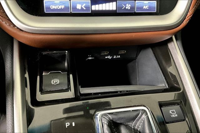 Used 2022 Subaru Outback Touring image 32