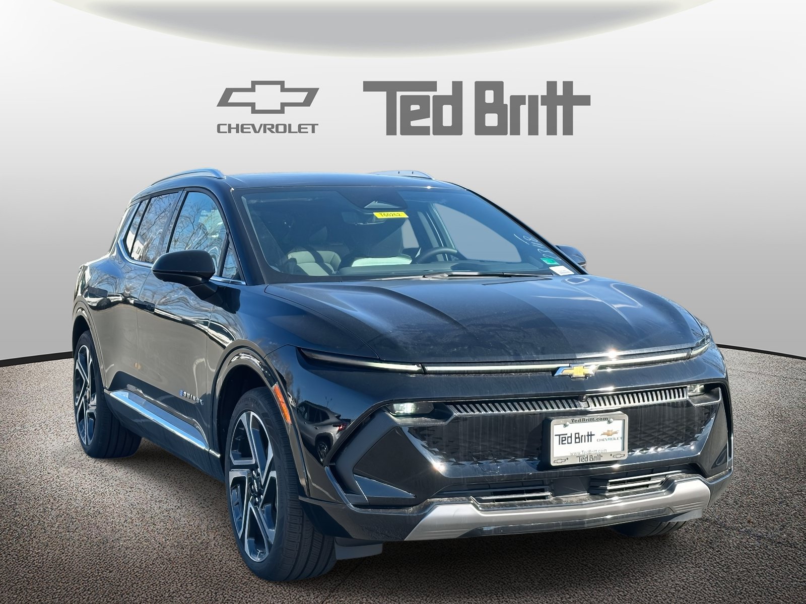 New 2026 Chevrolet Equinox EV LT w/ Convenience Package II FWD image 3