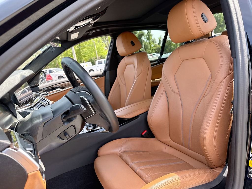 Used 2023 BMW 530i xDrive w/ Premium Package AWD/4WD image 11