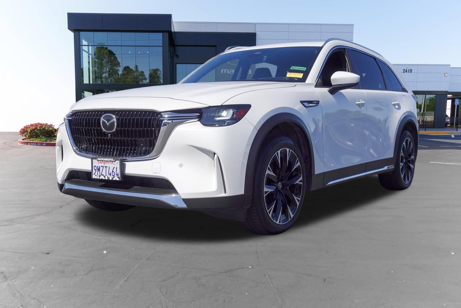 Certified 2024 MAZDA CX-90 Plug-In Hybrid w/ Premium Plus AWD/4WD image 9