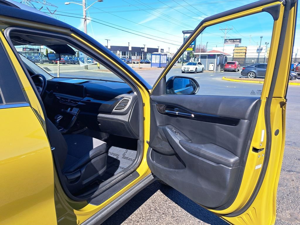 Used 2024 Kia Seltos S image 16