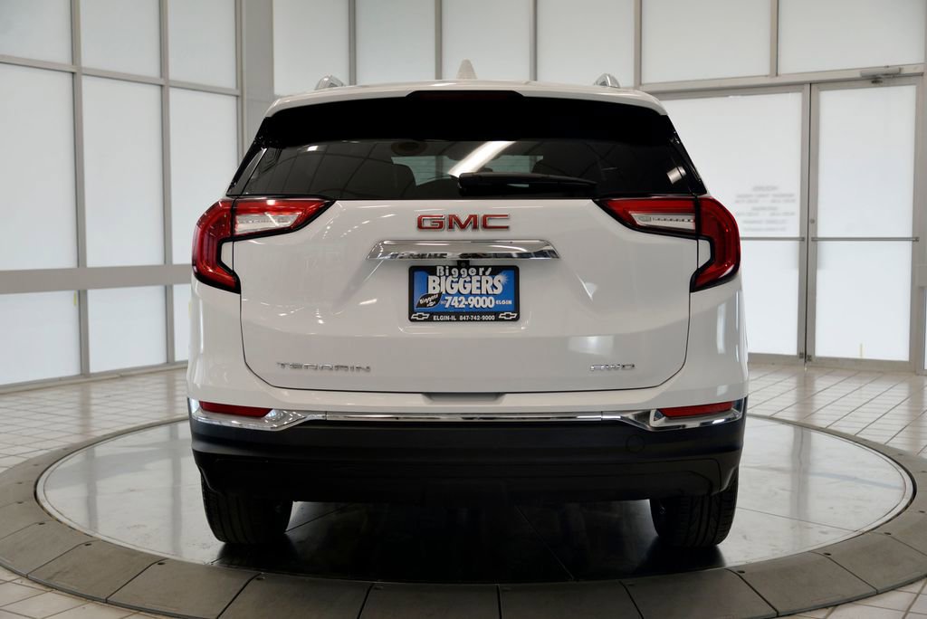 Used 2023 GMC Terrain SLT AWD/4WD image 7
