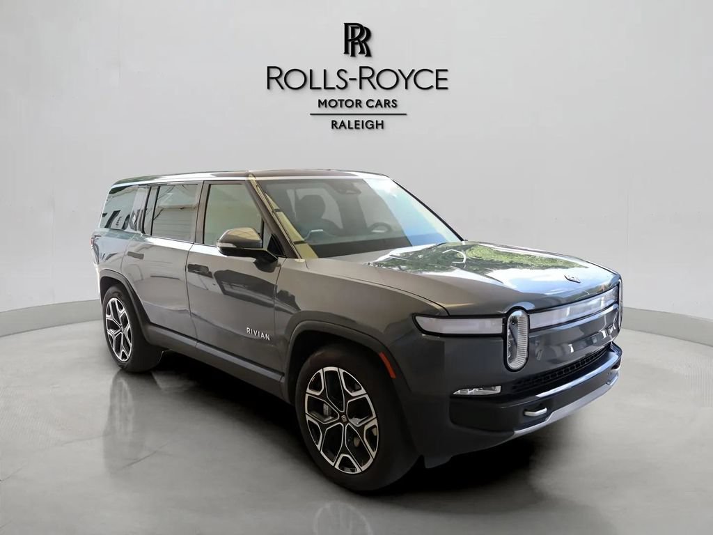 Used 2024 Rivian R1S Adventure AWD/4WD image 3
