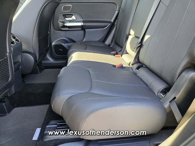 Used 2022 Mercedes-Benz GLB 250 4MATIC image 11